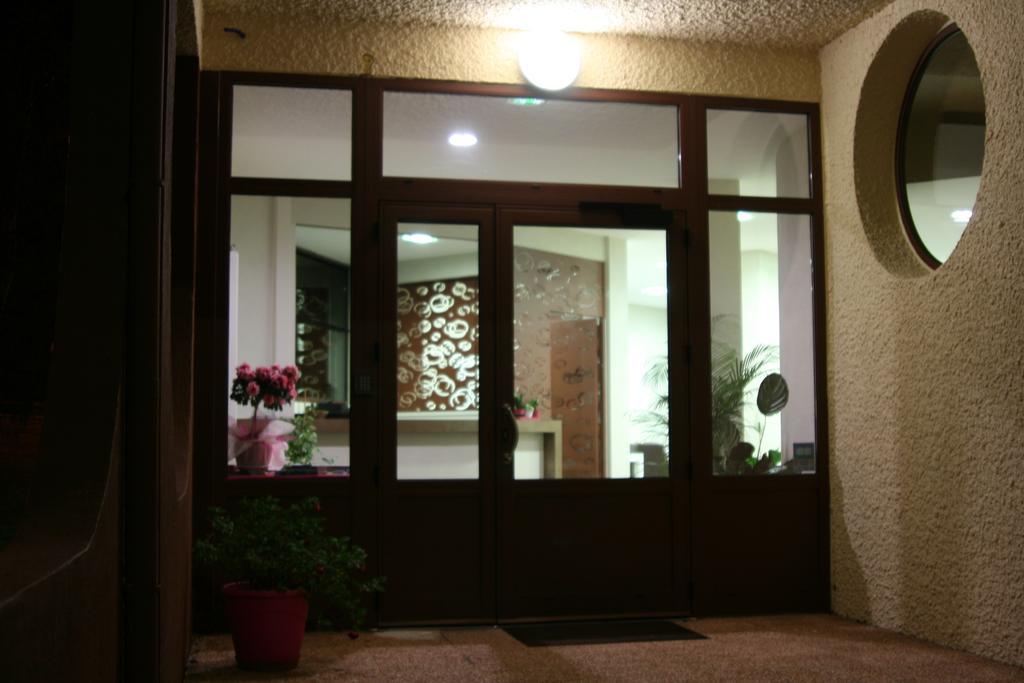 Hotel Bel Horizon Saint-Chély-dʼApcher Kültér fotó